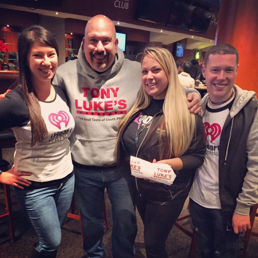 tony luke's group photo