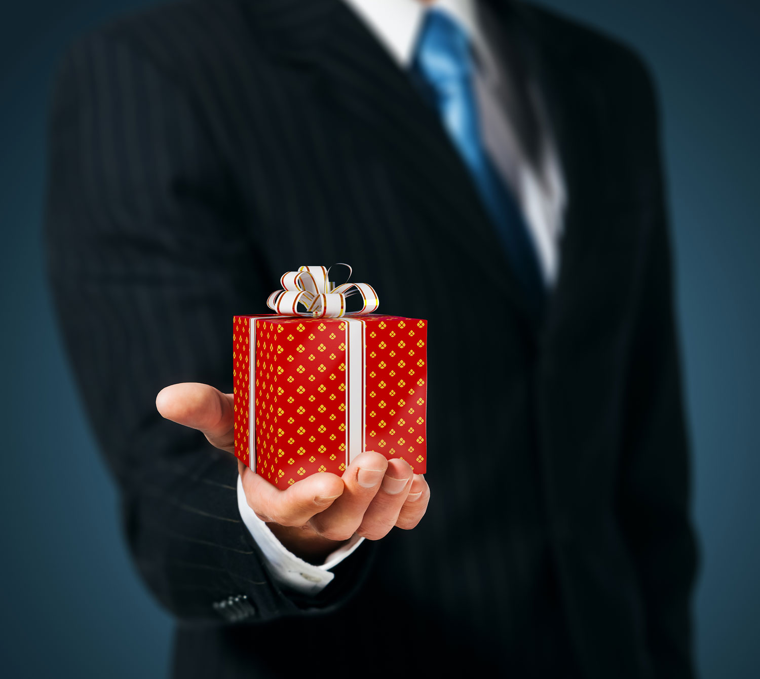 Customized Corporate Gift Ideas for Employees – YSTUDIO